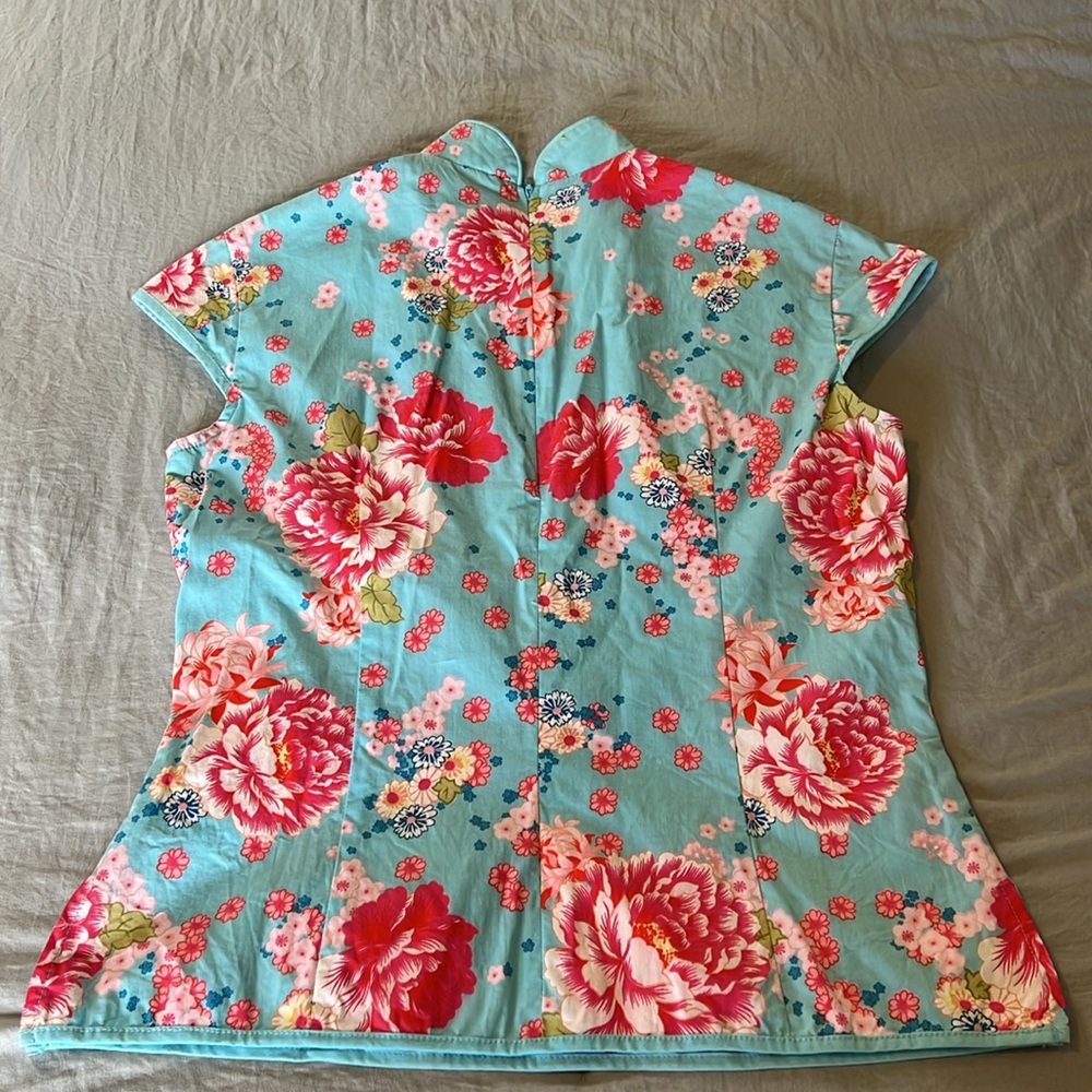 Adorable H&M tailored colorful top size US 12 - Picture 2 of 7